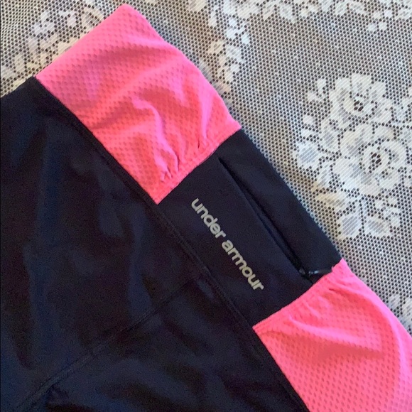 UNDER ARMOUR PINK MESH YOGA ATHLETIC PANTS SMALL - Picture 7 of 9